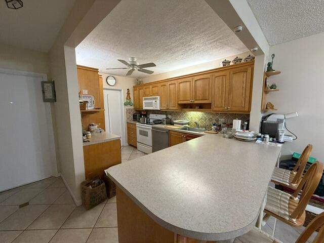 2 bedroom Condominium at 2731 NE 14th Street Causeway #307, Garden-Aire Village, Pompano Beach — photo 5