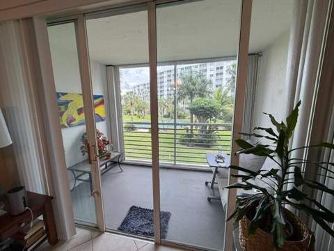 2731 NE 14th Street Causeway #307, Pompano Beach FL - photo 11 of 12
