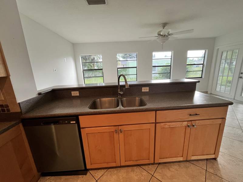 3 bedroom Single Family Residence at 1149 SW Hogan Street, Port St Lucie Section 4, Port St. Lucie — photo 4