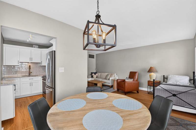 1 bedroom Condominium at 2290 Sunset Avenue #20, Lakeside Point Apt 12 Condo, Lake Worth Beach — photo 3