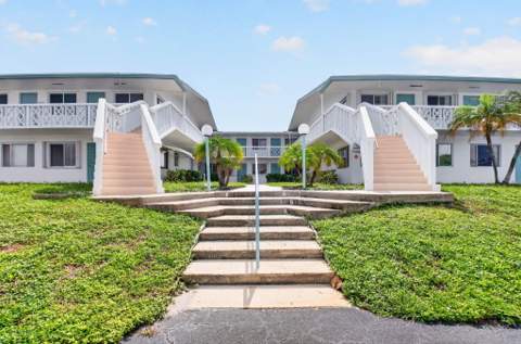 2290 Sunset Avenue #20, Lake Worth Beach FL - photo 14 of 19