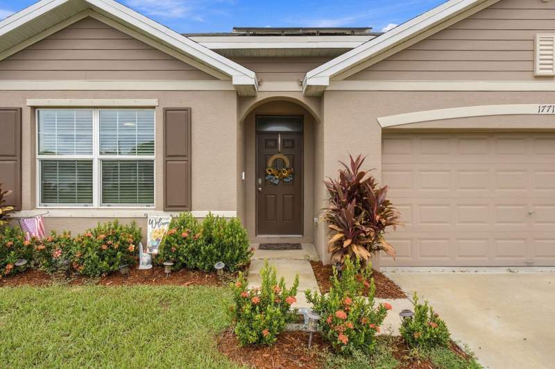 4 bedroom Single Family Residence at 1771 SW Lofgren Avenue, Port St Lucie Section 19, Port St. Lucie — photo 3