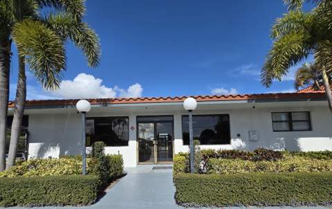 2041 W Woolbright Road #H101, Boynton Beach FL - photo 13 of 16