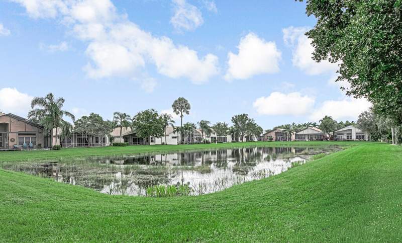 3 bedroom Single Family Residence at 7546 Pebble Shores Terrace, Valencia Shores, Lake Worth — photo 4