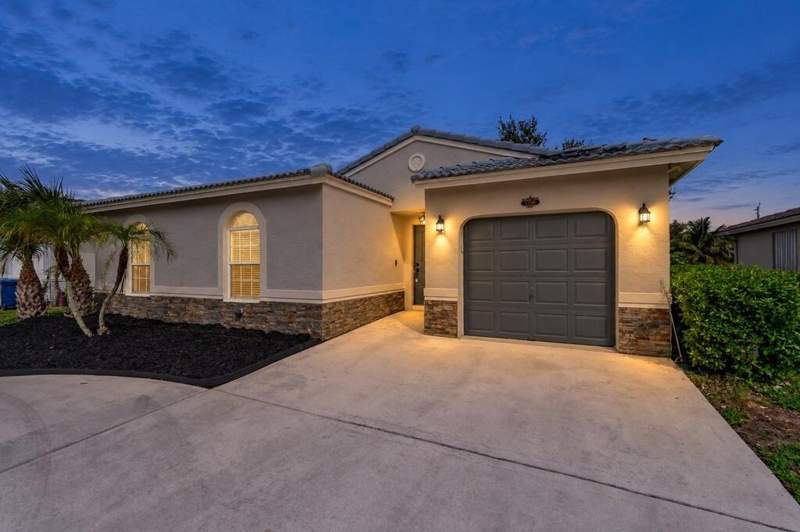 4 bedroom Single Family Residence at 1790 NW 56th Avenue, The Estates Of Wimbledon, Lauderhill — photo 2