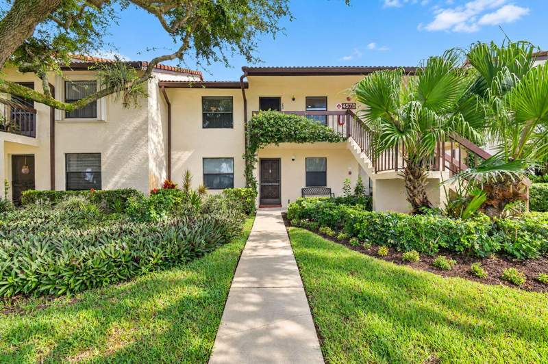 2 bedroom Condominium at 4570 Lucerne Lakes Boulevard #203, Lucerne Lakes Golf Colony, Lake Worth — photo 2