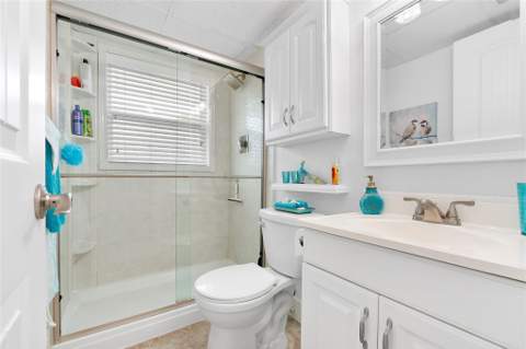 7807 Golf Cir Drive #211, Margate FL - photo 16 of 31