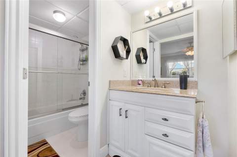 7807 Golf Cir Drive #211, Margate FL - photo 17 of 31