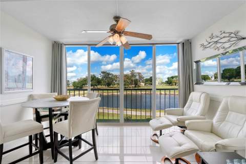 7807 Golf Cir Drive #211, Margate FL - photo 20 of 31