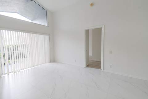 6162 Bay Isles Drive, Boynton Beach FL - photo 8 of 60