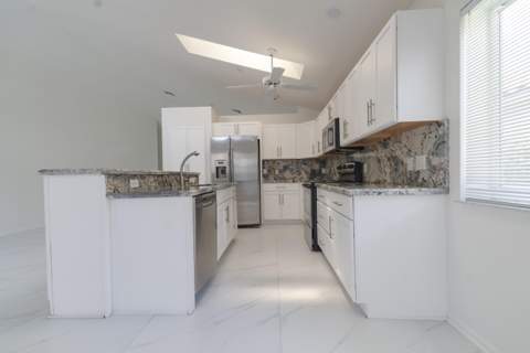 6162 Bay Isles Drive, Boynton Beach FL - photo 13 of 60