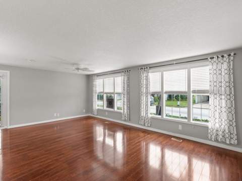 395 NE Jade Circle, Jensen Beach FL - photo 15 of 27