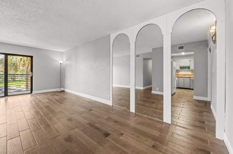 3720 N Pine Island Road #330, Sunrise FL - photo 7 of 14