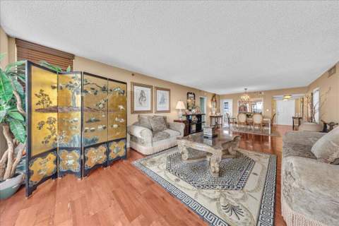 3520 Oaks Way #904, Pompano Beach FL - photo 14 of 54