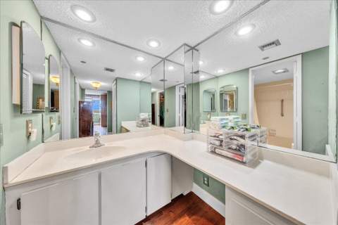 3520 Oaks Way #904, Pompano Beach FL - photo 20 of 54