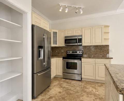 2465 Kimmie Drive, Hollywood FL - photo 6 of 37
