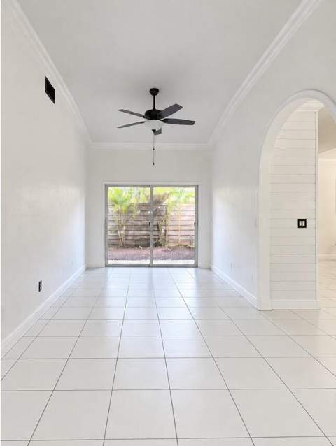 2465 Kimmie Drive, Hollywood FL - photo 12 of 37