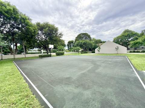 511 Gardens Drive #203, Pompano Beach FL - photo 14 of 15