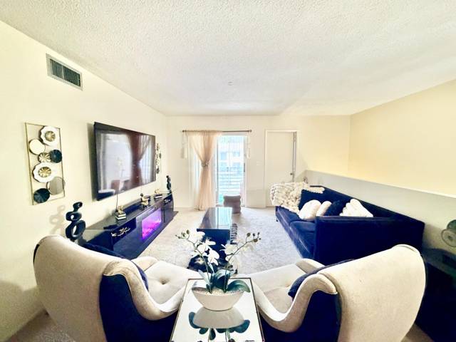 101 Gardens Drive #206