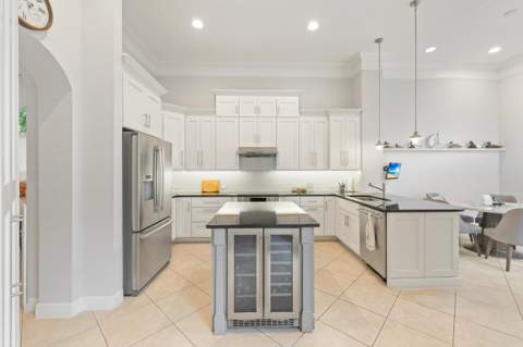 2483 SW Bridgeview Terrace, Palm City FL - photo 11 of 59
