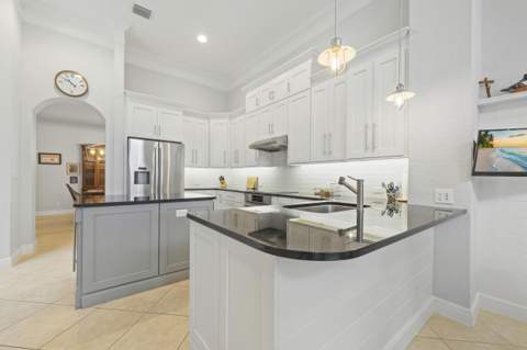 2483 SW Bridgeview Terrace, Palm City FL - photo 12 of 59
