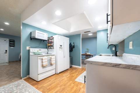 1140 NW 49th Street, Deerfield Beach FL - photo 8 of 45