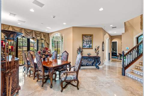 818 S Lakeside Drive, Lake Worth Beach FL - photo 8 of 46
