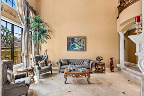 818 S Lakeside Drive, Lake Worth Beach FL - photo 7 of 46