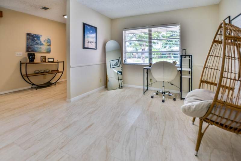 3 bedroom Single Family Residence at 1210 SW 26th Avenue, Golfview Harbour 2nd Sec, Boynton Beach — photo 5