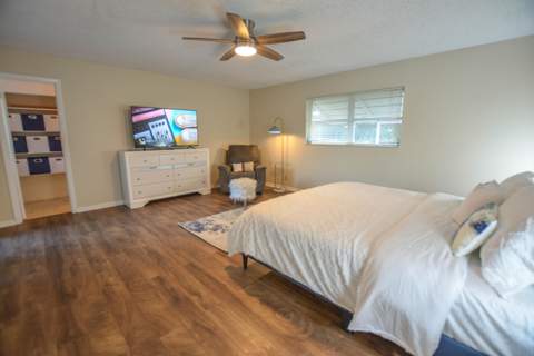 1210 SW 26th Avenue, Boynton Beach FL - photo 9 of 27