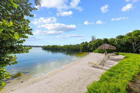 200 Scotia Drive #302, Hypoluxo FL - photo 23 of 31