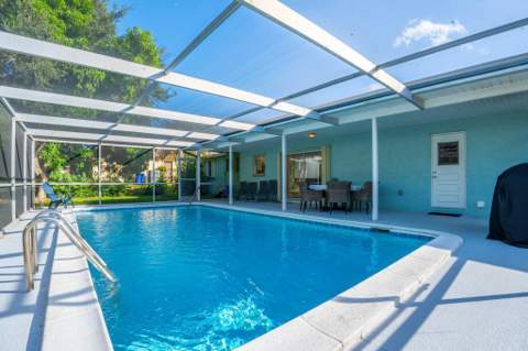 1593 NE 24th Street, Jensen Beach FL - photo 6 of 44