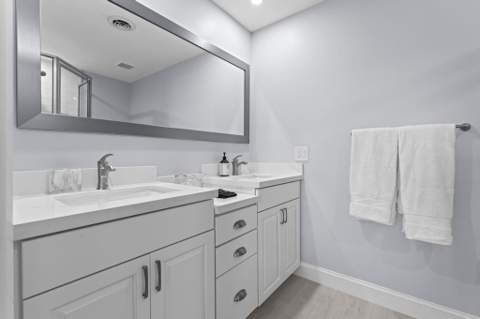 1593 NE 24th Street, Jensen Beach FL - photo 18 of 44
