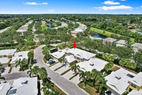 6891 Blue Skies Drive, Lake Worth FL - photo 24 of 38