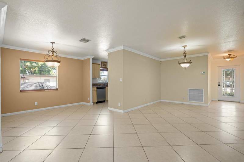 4 bedroom Single Family Residence at 2241 NW 3rd Street, Collier City, Pompano Beach — photo 4