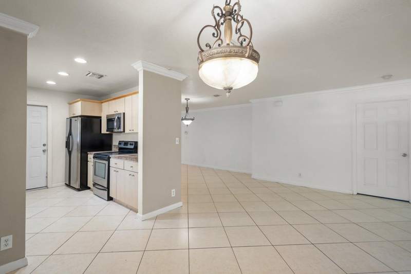 4 bedroom Single Family Residence at 2241 NW 3rd Street, Collier City, Pompano Beach — photo 5