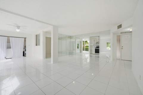 8577 Boca Glades Boulevard #D, Boca Raton FL - photo 10 of 38