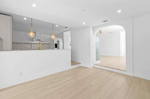 1201 N Ocean Breeze, Lake Worth Beach FL - photo 18 of 47