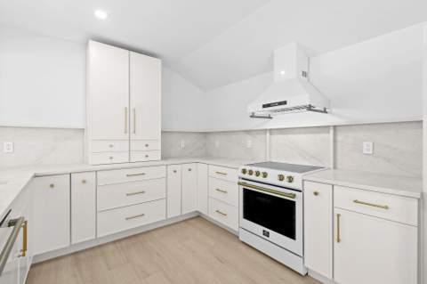 1201 N Ocean Breeze, Lake Worth Beach FL - photo 11 of 47