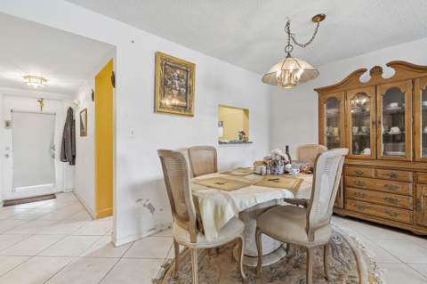 9221 Sunrise Lakes Boulevard #109, Sunrise FL - photo 6 of 15