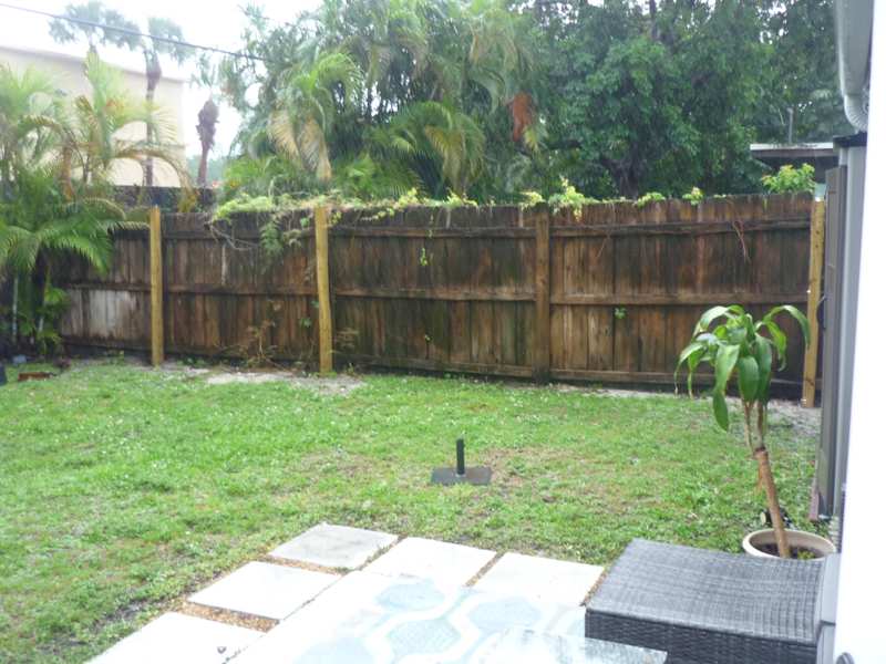 2 bedroom Single Family Residence at 1931 NW 38th Street, Royal Palm Acres Ninth Sec, Oakland Park — photo 1