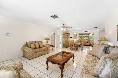138 Sandpiper Avenue, Royal Palm Beach FL - photo 8 of 34