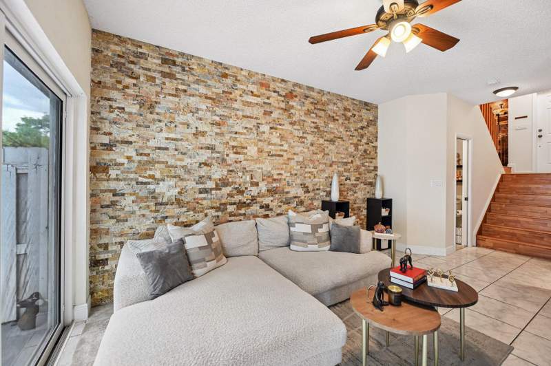 2 bedroom Townhouse at 281 SW 95th Terrace, Tanglewood Townhomes Section Two, Pembroke Pines — photo 4