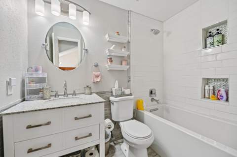 281 SW 95th Terrace, Pembroke Pines FL - photo 18 of 36