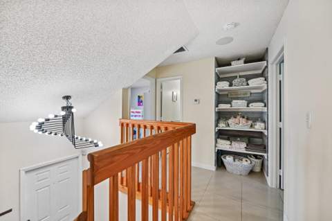 281 SW 95th Terrace, Pembroke Pines FL - photo 20 of 36