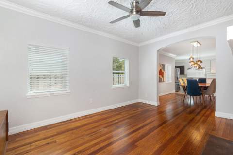 522 Upland Road, West Palm Beach FL - photo 8 of 24
