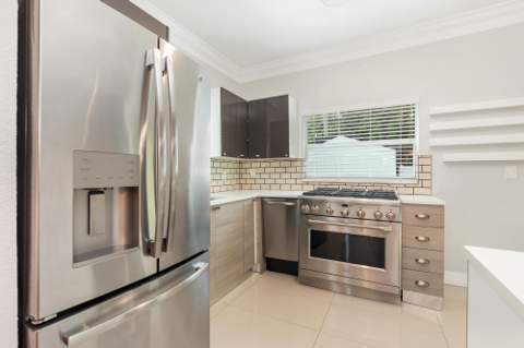 522 Upland Road, West Palm Beach FL - photo 12 of 24