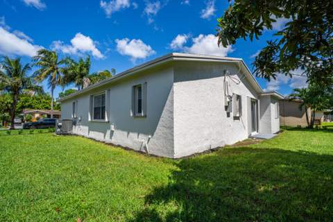 4830 NW 18th Street, Lauderhill FL - photo 23 of 26