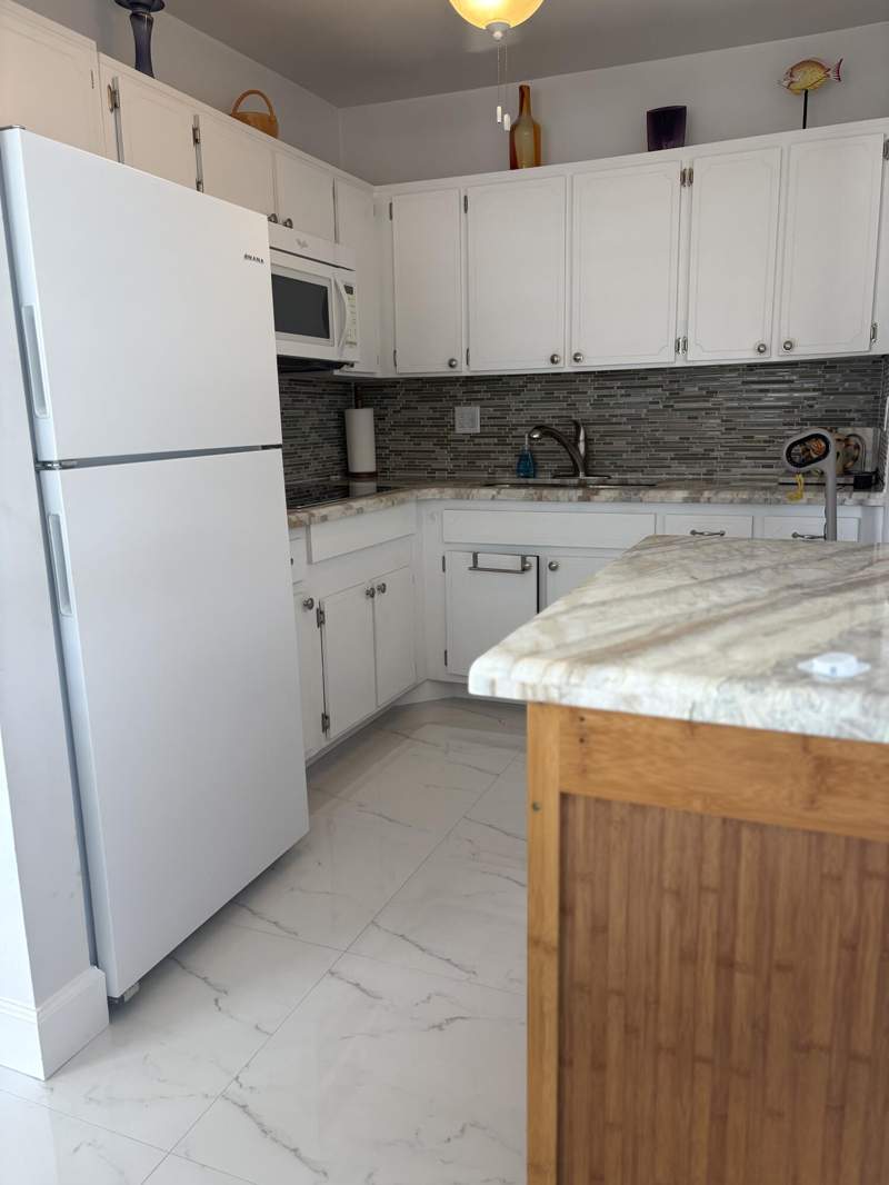 2 bedroom Condominium at 2960 Cynthia Lane #202, Murry Hills Apt Bldg Condo, Lake Worth Beach — photo 5