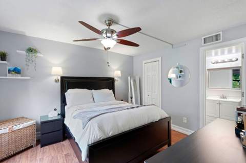10417 NW 11th Street #104, Pembroke Pines FL - photo 20 of 29